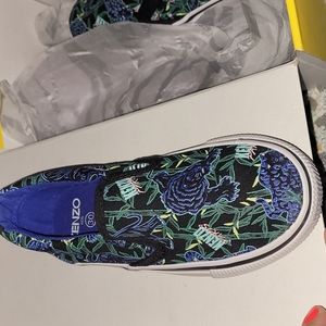 Kenzo kid slip on size 30
